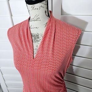 VINCE CAMUTO SLEEVELESS TOP/BLOUSE